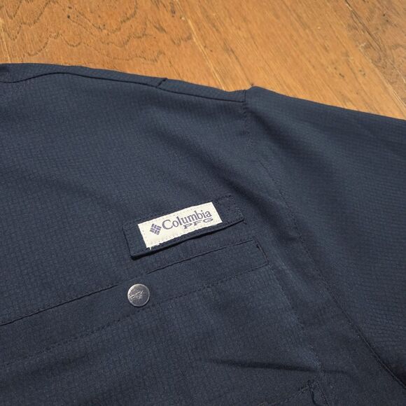 Ole Miss Tamiami Shirt Medium Columbia PFG Short Sleeve Button Men’s - Picture 3 of 9